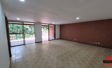 casa en arriendo en loma de cumbres. Cod A6426