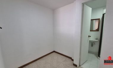casa en arriendo en loma de cumbres. Cod A6426