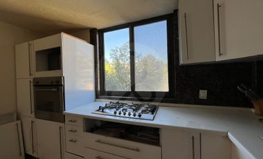 Casa en condominio en venta en Real de las Lomas