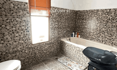 Dijual Rumah Siap Huni Dengan Tanah Luas Dekat Mrt Lebak Bulus