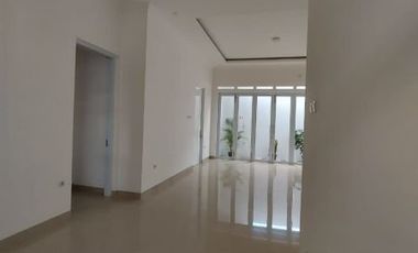 Townhouse Baru Siap Huni Di Cilandak Jakarta Selatan