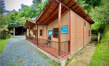 Venta Casa Campestre Estrenar Parcelacion El Retiro con Jacuzzi