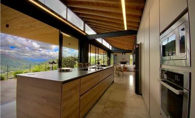 Venta Casa Campestre Estrenar Parcelacion El Retiro con Jacuzzi