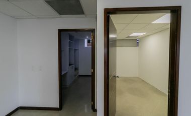 oficina en arriendo en usaquen. Cod A1002196