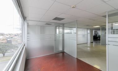 oficina en arriendo en usaquen. Cod A1002196