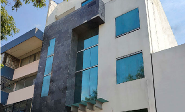 Edificio 860m2 de 4 niveles para oficinas en Plaza Dorada Puebla