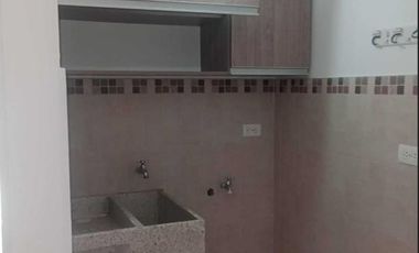 apartamento en venta en la floresta. Cod V1227