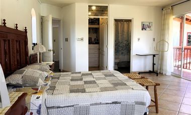 Casa en Venta en Camino Embalse Lliu-Lliu con Angamos. Lliu - Lliu.