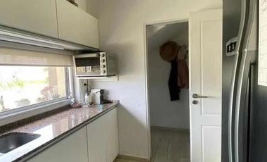 OPORTUNIDAD Casa en Pilar