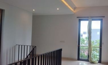 Dijual Town House di Cipete & Kondisi Semi Furnished By Sava Jakarta Properti HSE-A0608