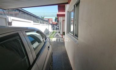 Casa en Venta en Balmaceda con Avenida Alemania