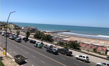 Semipiso de 5 ambientes con vista frente al mar Playa Grande
