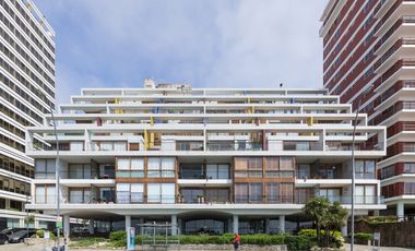 Semipiso de 5 ambientes con vista frente al mar Playa Grande