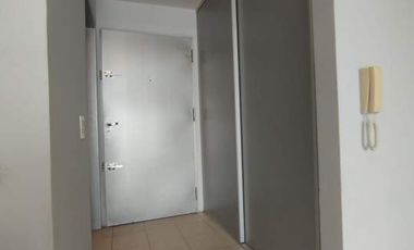 Alquiler 2 Ambientes con Patio y Cochera