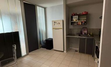 Alquiler 2 Ambientes con Patio y Cochera