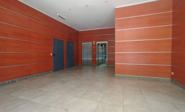 Alquiler 2 Ambientes con Patio y Cochera