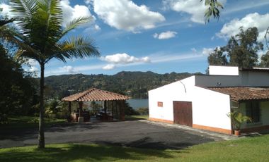 FINCA EN ARRIENDO UBICADA EN EL RETIRO SECTOR EMBALSE LA FE