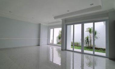DIJUAL RUMAH / TOWNHOUSE VILLA DELIMA at Jl LEBAK BULUS, JAKSEL