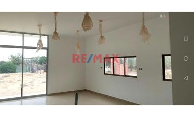 Más que un hogar, una inversión: Amplio Terreno con casa lista para disfrutar

📍 Ubicación: Caserío de Los Ejidos de Huan S/N, Piura
📏 Área total d