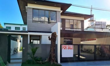 5 Bedroom Aesthetic Modern Home in BF Homes, Paranaque