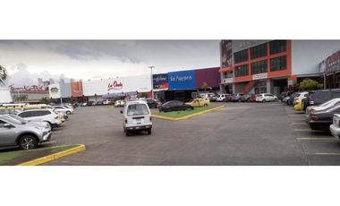 Alquilo Local en Los Pueblos 3965JD