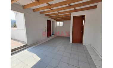 Se Alquila! Casa De 3 Pisos + Azotea - Frente Al Jockey Plaza - Surco