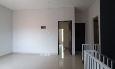 DISEWAKAN RUMAH 2LT SIAP HUNI DLM CLUSTER DI CINERE RAYA