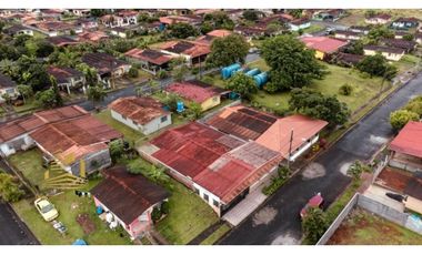 Venta de casa en Villas de Alameda