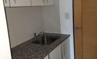 Departamento piso 4 ambientes con cochera doble en Bernal Centro