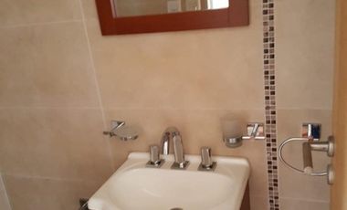 Departamento piso 4 ambientes con cochera doble en Bernal Centro