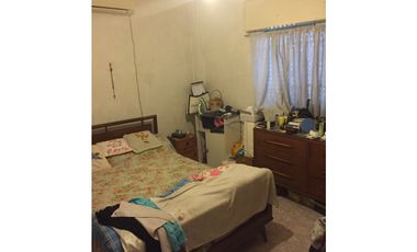 VALENTN GÓMEZ 3950, entre Risso Patrón y Recuero