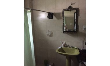 VALENTN GÓMEZ 3950, entre Risso Patrón y Recuero