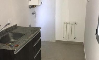 VENTA Moderno departamento de 1 ambiente a estrenar en el centro de Monte Grande