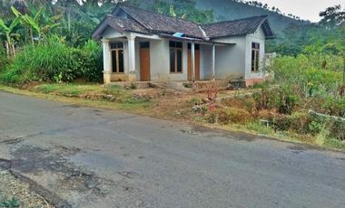 Rumah dijual di Jawa Tengah, Karanganyar