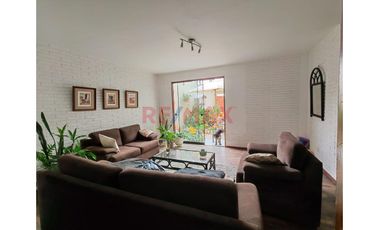 Venta Casa + Duplex