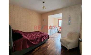 Venta Casa + Duplex