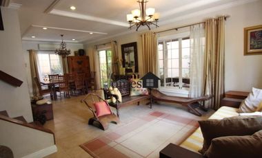 Beautifully Furnished Townhouse