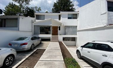 Hermosa casa en venta en Villa Verdún