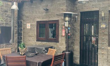 EXCELENTE PROPIEDAD CON PISCINA