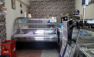 Vendo local comercial - Villa Luzuriaga