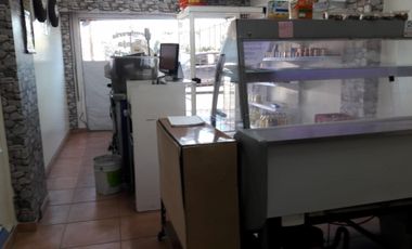 Vendo local comercial - Villa Luzuriaga