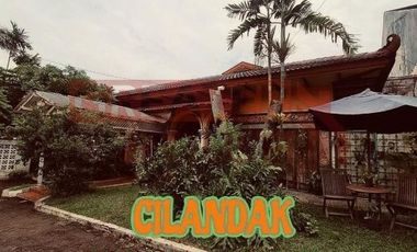 DIJUAL RUMAH (Ada Kolam Renang)DI JL. BDN CILANDAK BARAT/CIPETE JAKARTA SELATAN