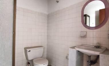 casa en venta en avenida libertadores. Cod V28561