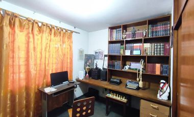 casa en venta en avenida libertadores. Cod V28561