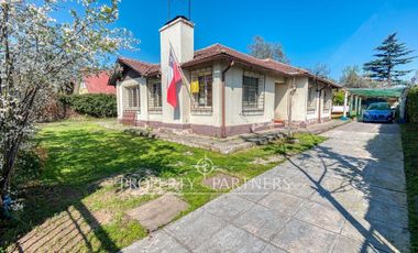 Oportunidad de Inversión! Casa con terreno de 1000 metros en Avda Perú