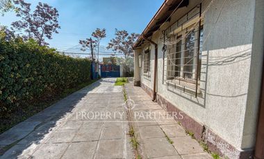 Oportunidad de Inversión! Casa con terreno de 1000 metros en Avda Perú