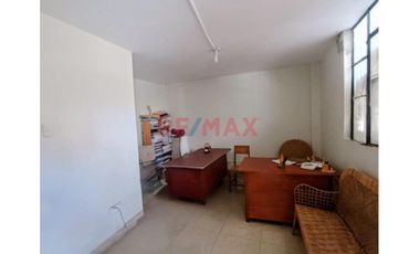 Se Vende  Terreno 210 M2, Jr. De La Justicia 252, Cajamarca