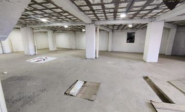 Local de arriendo en Av. 24 de Mayo – código:20317