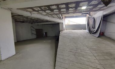 Local de arriendo en Av. 24 de Mayo – código:20317