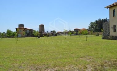 VENTA DE TERRENO EN VALQUIRICO  BARRIO DEL FRESNO, ZONA CENTRO.